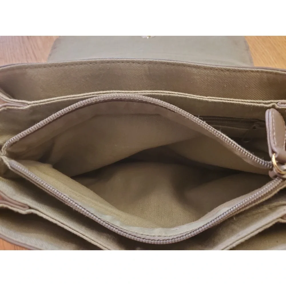 Vintage Etienne Aigner Brown Taupe Leather Purse Horseshoe Logo